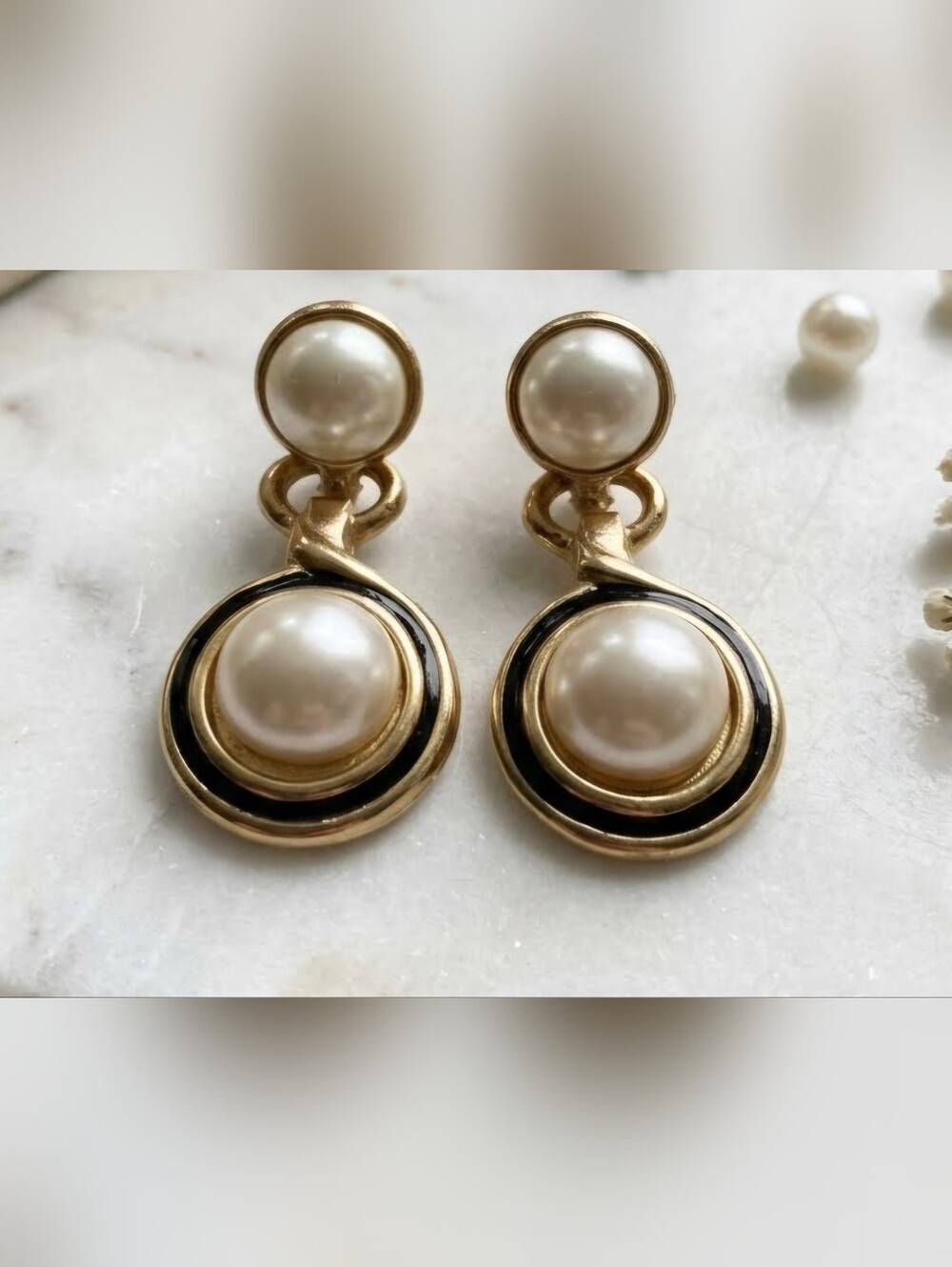 Vintage - Classic Pearl Drop Earrings in Gold and Black Enamel